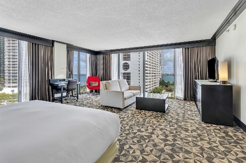Hilton Miami Downtown image 1
