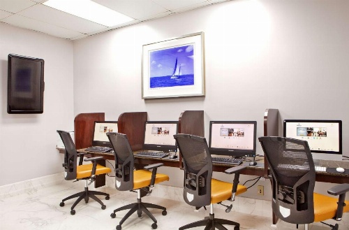 Hilton Miami Downtown image 11