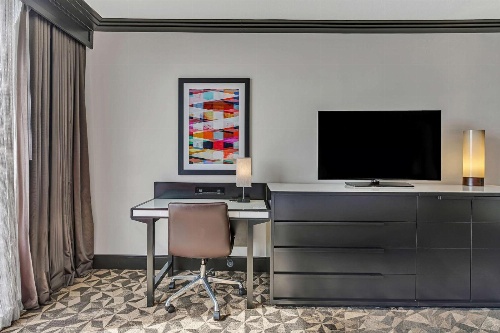 Hilton Miami Downtown image 4